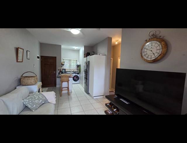 2 BEDROOM APARTMENT FOR SALE IN SHEFFIELD BEACH